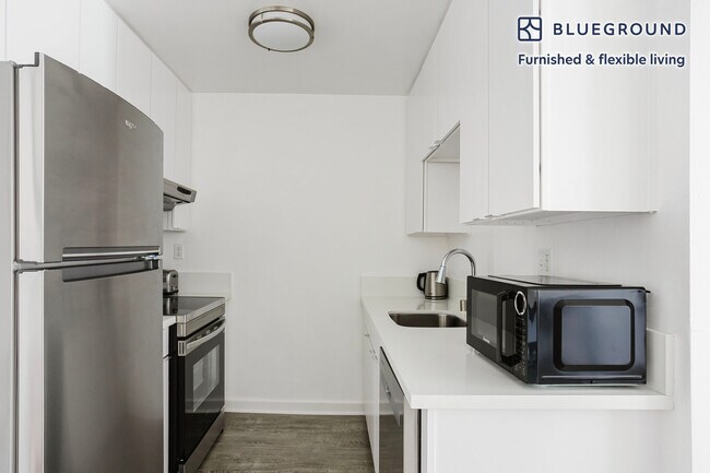 5805 W 8th St unit FL2-ID1229, Los Angeles, CA 90036 - photo 7