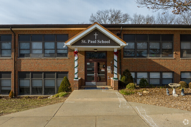 St. Paul School has a well equipped science lab.