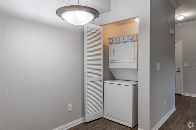 The Hills at Quail Run Apartment Homes, Riverside, CA 92507 - photo 4