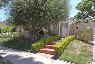 1127 Virginia Way, La Jolla, CA 92037