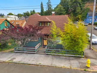 513 Bond St, Astoria, OR 97103