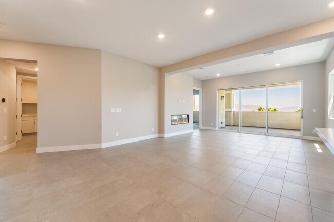 132 Los Cabos Dr unit 302, Las Vegas, NV 89144 - photo 6