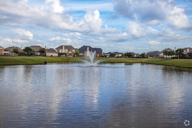 Klein Crossing hosts several small lakes that residents can hang out at.