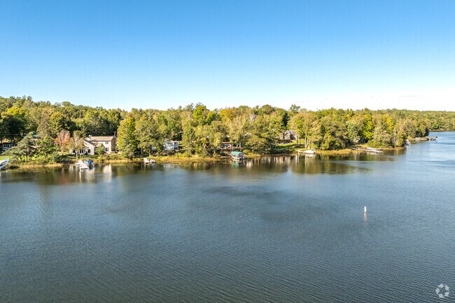 Big Lake is home to muskie, walleye, northern pike, largemouth bass, bluegill, crappie and more.