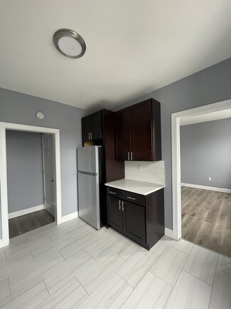 108 Kennedy Blvd, Bayonne, NJ 07002