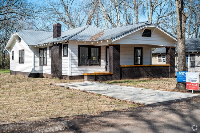 Many homes in Jones Valley have delightful front porches.