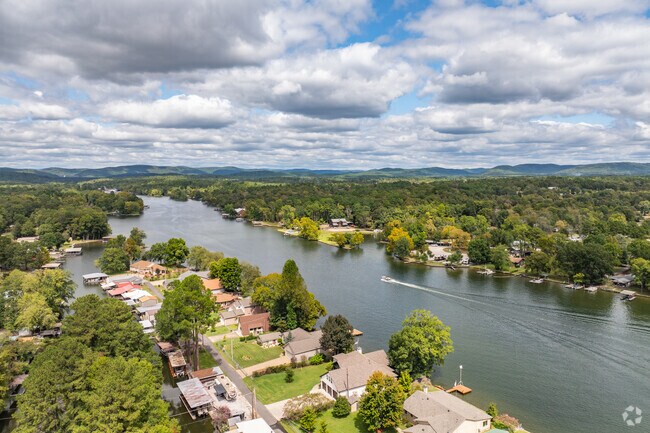 Piney is a laidback rural community in central Araknsas.