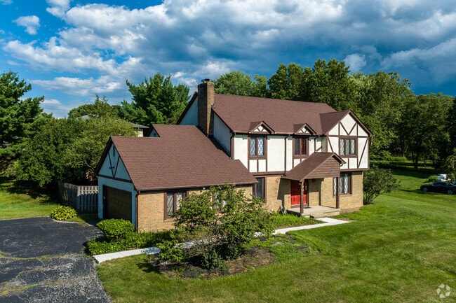 Olde Orchard features a mixture of old and new housing developments, with the median year built landing in the late 1970s.