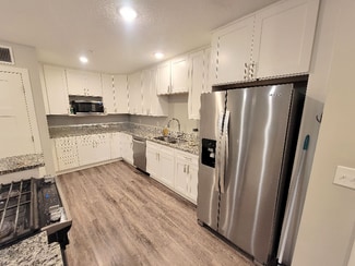 2829 27th Ave S Unit 4, Minneapolis, MN 55406