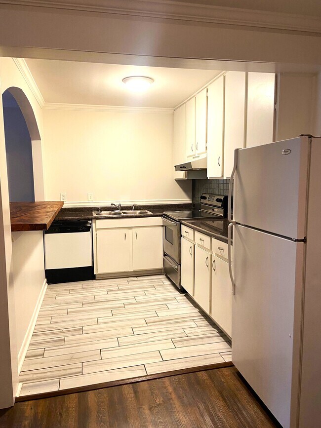 2812 Georgetown Dr unit 1526, Hoover, AL 35216 - photo 6