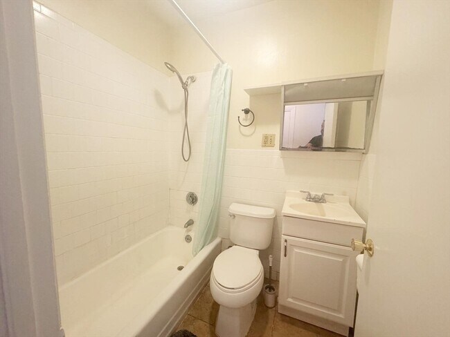 287 Harvard St unit 4, Cambridge, MA 02139 - photo 4