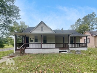 4319 E 56th St, Kansas City, MO 64130