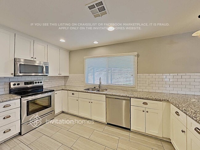 1892 E Ellis Dr, Tempe, AZ 85282 - photo 6