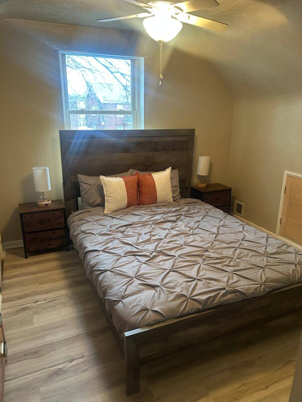 58 Dakota St Unit Apartment 2, Pontiac, MI 48341