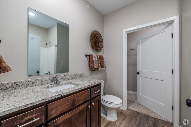 The Vibe Crossing, Springfield, MO 65807 - photo 7