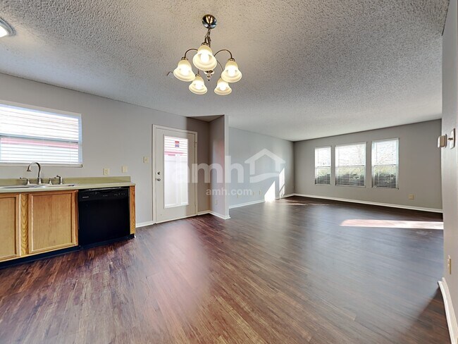 12218 Maize Dr, Noblesville, IN 46060 - photo 6