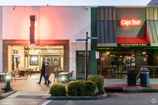 Barclay West-Hanover Heights residents have plenty of dining options in Downtown Wilmington.
