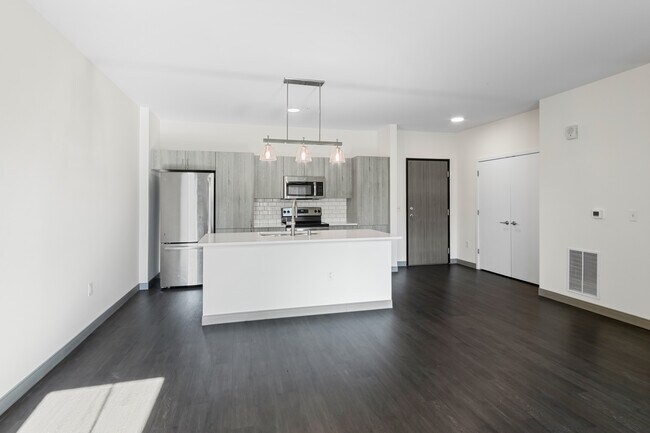 2420 E Capitol Dr unit 209, Shorewood, WI 53211 - photo 5