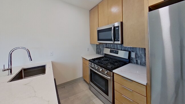 924 10th Ave unit 1, Huntington, WV 25701 - photo 3