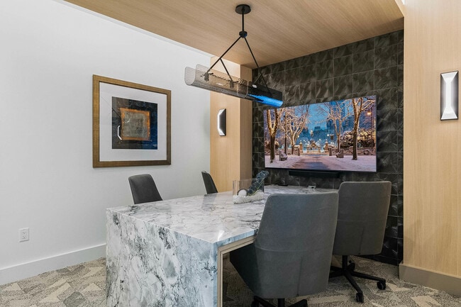 Coworking spaces with private meeting rooms available