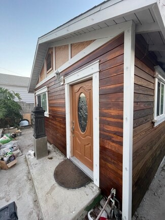 1237 W 2nd St, San Pedro, CA 90732