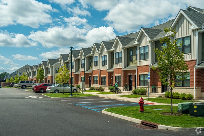 There are plenty of options for condos in the Riverside neighborhood.