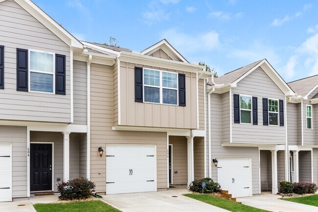 503 Highwood Lane, East Point, GA 30344 - photo 3