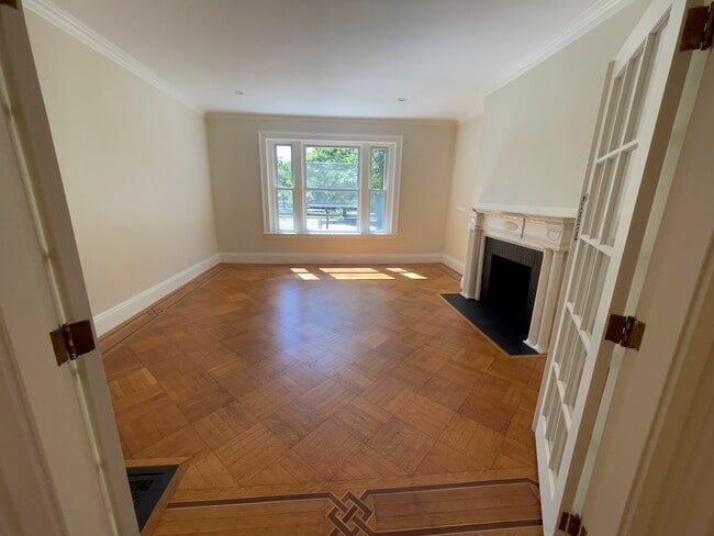 1716 Beacon St, Brookline, MA 02445 - photo 6