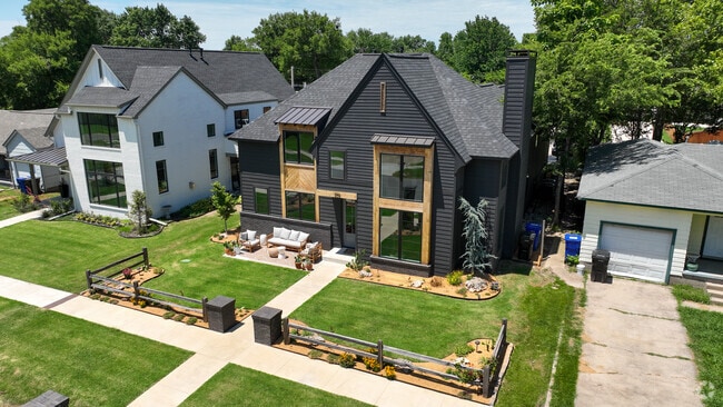 Many modern homes are seen throughout Downtown Broken Arrow.