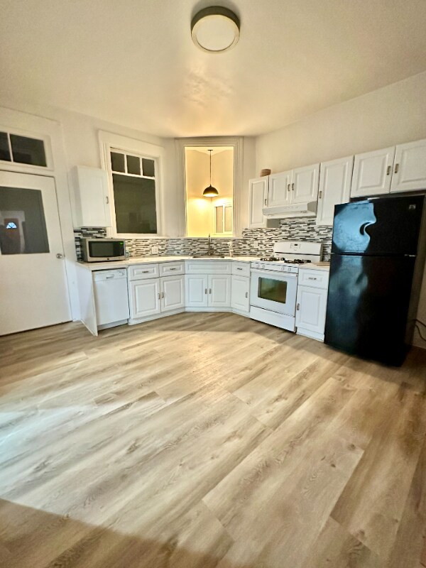 218 Monterey Blvd, San Francisco, CA 94131