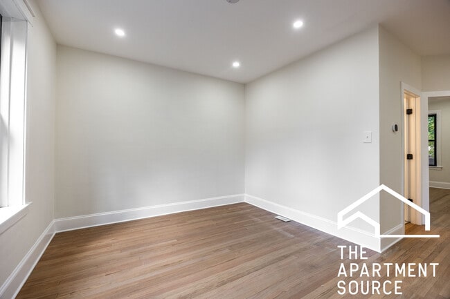 4638 N Hamilton Ave unit 1, Chicago, IL 60625 - photo 7