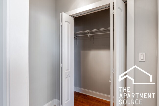 620 W Patterson Ave unit 609, Chicago, IL 60613 - photo 7