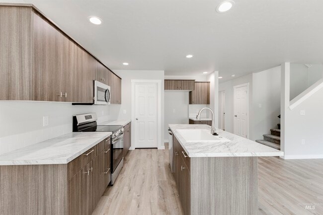 10825 Rutland St, Caldwell, ID 83605 - photo 3