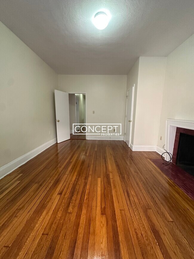 1788 Beacon St unit 2, Brookline, MA 02445 - photo 2