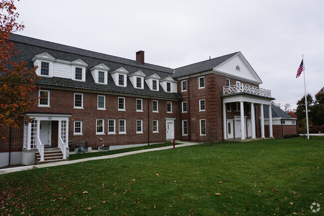 Fay School provides education in the neighborhood of 
Southborough.