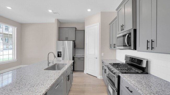 4558 Community Ct, Plano, TX 75024 - photo 5