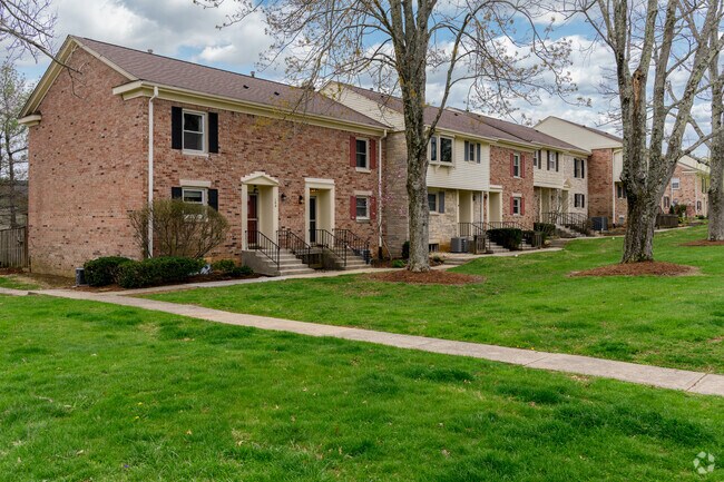 Park Ridge East has a variety of living options in the neighborhood, including brick townhouses.