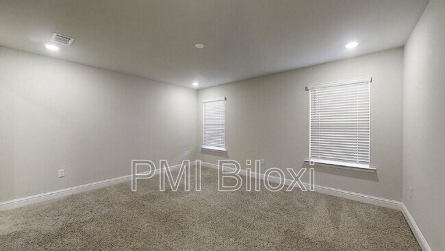 6467 Eastland Cir, Biloxi, MS 39532 - photo 5