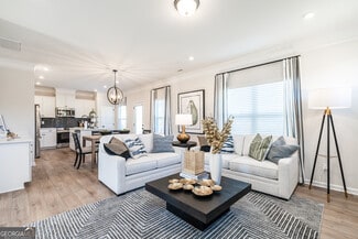 305 Shantz Way, Byron, GA 31008