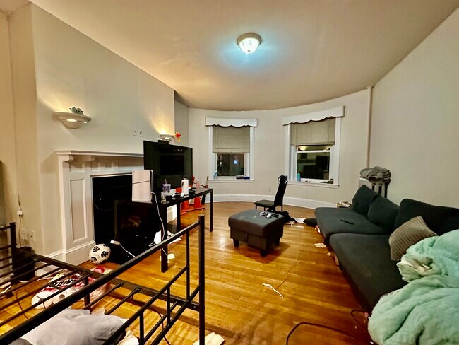 19 Saint Lukes Rd unit 1, Allston, MA 02134 - photo 4
