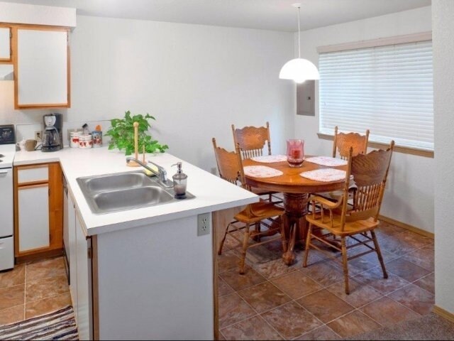 020-Creekside Apartments, Independence, OR 97351 - photo 5