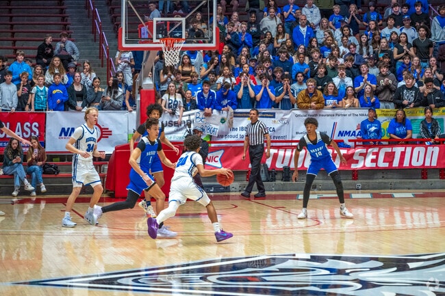 Boys State Basketball Championship is an amazing event to watch in Clayton Heights-Lomas del Cielo.