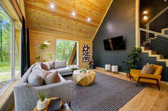 436 Hochapine Trail unit ID1255900P, Broken Bow, OK 74728 - photo 2