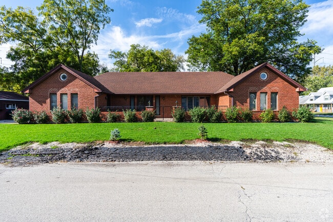 Brick ranch-style homes in Willow Springs sell for around $300,000.