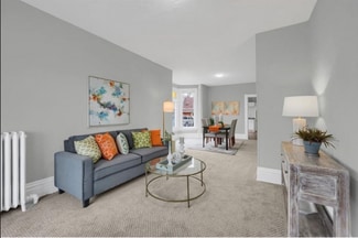 1055 7th St W Unit 1, Saint Paul, MN 55102