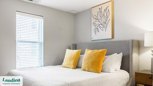 335 W 9th St unit 423, Indianapolis, IN 46202 - photo 7