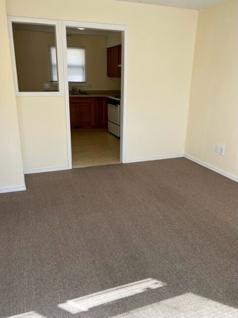 2226 N Pierce Ave, Springfield, MO 65803 - photo 2