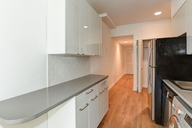 2441 18th St NW, Washington, DC 20009 - photo 3