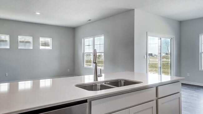 742 Maria Dr, Plain City, OH 43064 - photo 6