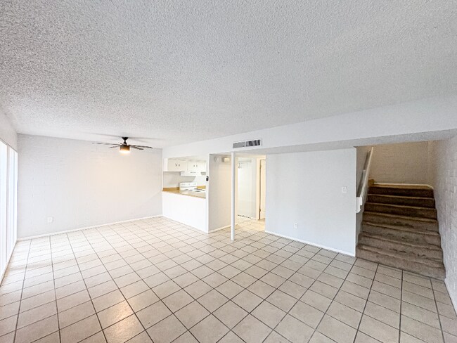 6802 N 17th Ave unit 16, Phoenix, AZ 85015 - photo 2